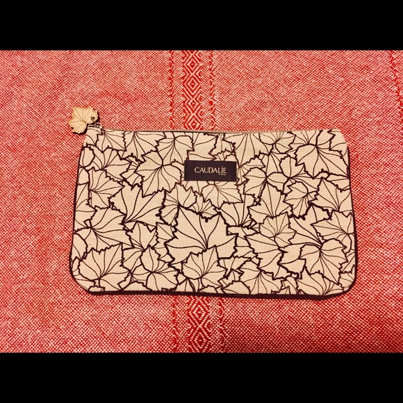 CAUDALIE Cosmetics Bag - Picture 1 of 2